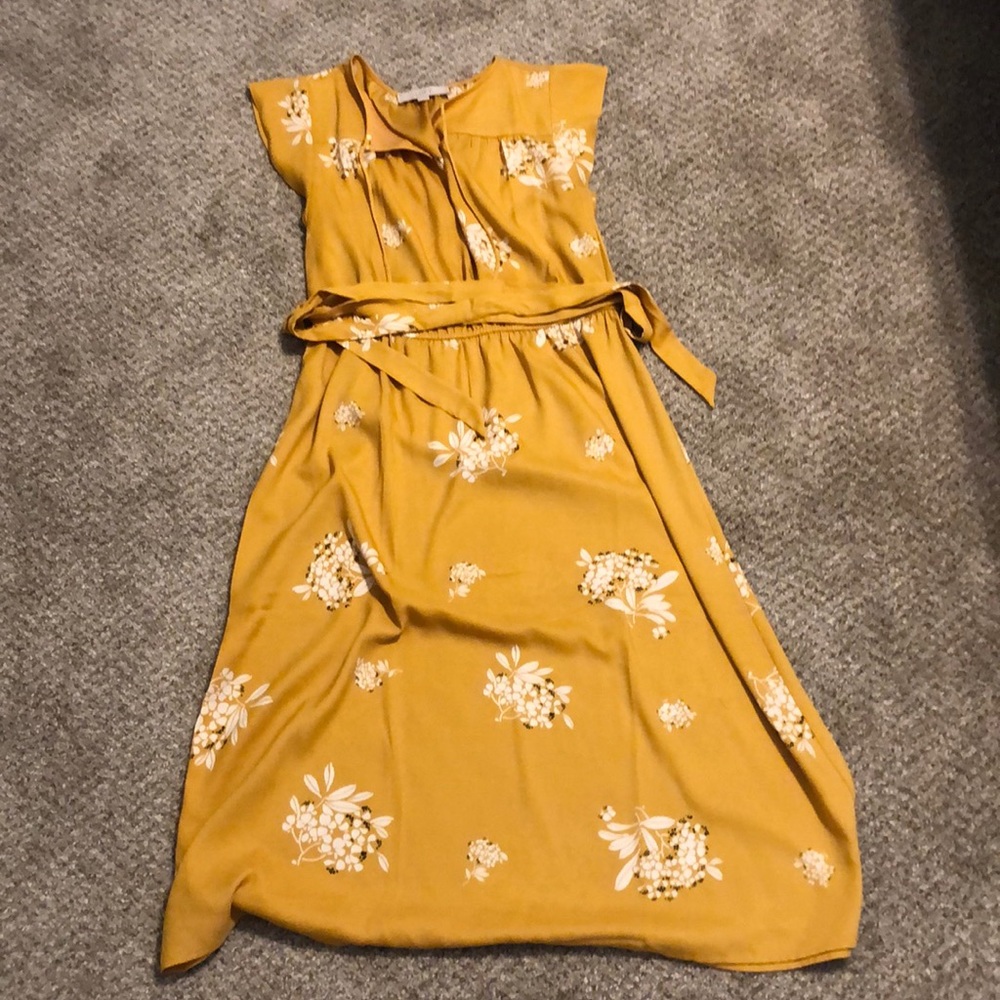 Yellow flower print Ann Taylor dress